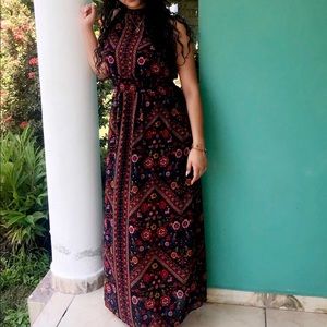 Floral Maxi Dress!